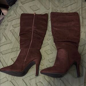Elegant Brown Knee-High Women's Boots